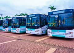 Nigeria : Le président Tinubu lance la mise en service de bus fonctionnant au Gaz Naturel Comprimé, annonçant une nouvelle ère dans le transport nigérian