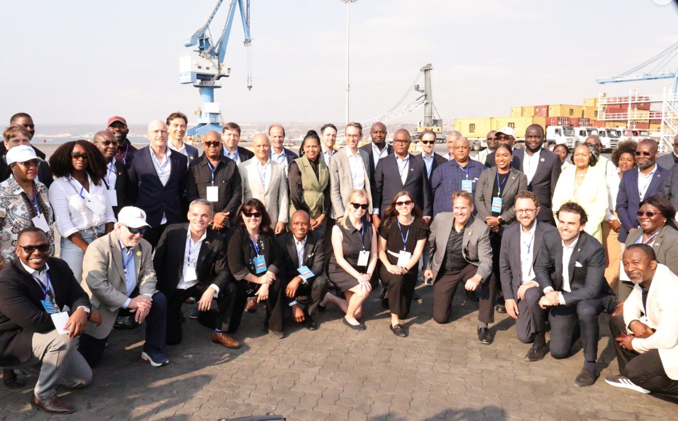Angola : Des investisseurs américains visitent le port de Lobito