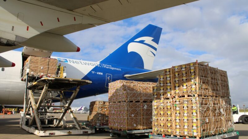 Fret aérien : record de 3 100 tonnes de fleurs entre le Kenya et l’Europe pour la Saint-Valentin 2026