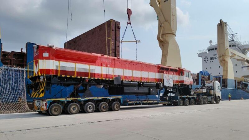 Mozambique: ten Indian locomotives to power Southern Africa’s rail corridors