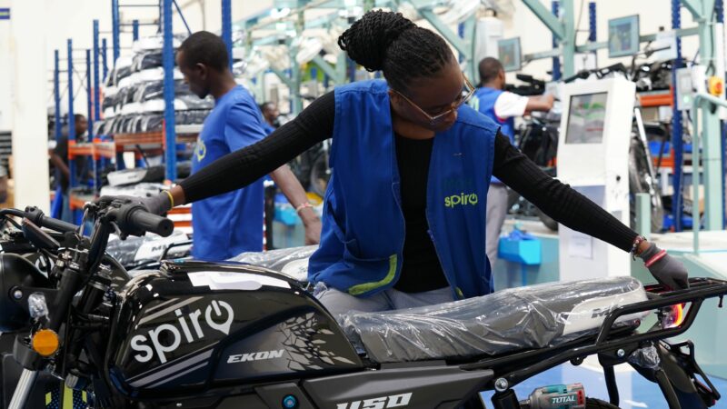 La plateforme africaine de véhicules électriques (VE) Spiro obtient un soutien supplémentaire de 55 millions de dollars de la part de l&rsquo;investisseur chinois NewTrails Capital afin de stimuler la mobilité électrique et les infrastructures énergétiques en Afrique.