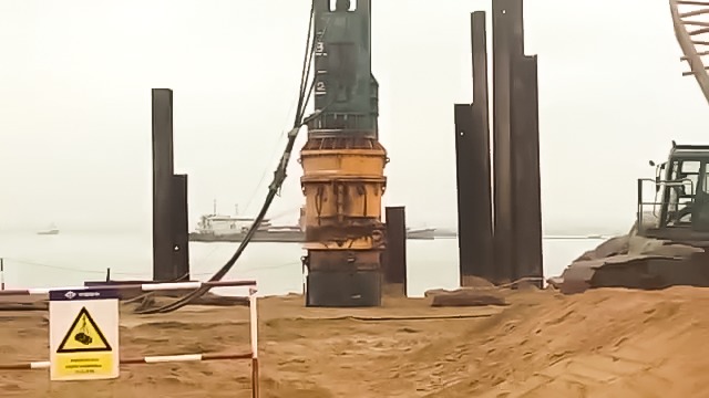 Congo – Port Autonome de Pointe-Noire : Le battage du dernier pieu du Môle Est ouvre la voie au futur terminal géant