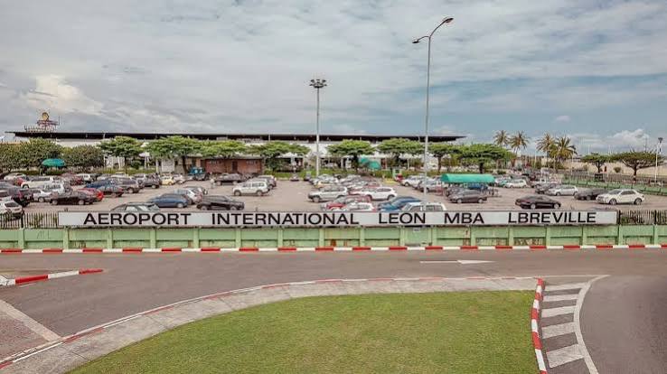 TAXE APPLIQUÉE AUX VOYAGEURS INTERNATIONAUX : ULRICH MANFOUMBI MANFOUMBI APPORTE DES PRÉCISIONS SUR CETTE MESURE