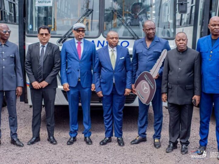 Kinshasa : TRANSCO reçoit 30 bus Mercedes-Benz pour renforcer sa capacité de transport urbain