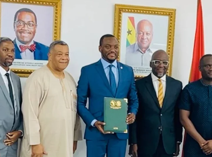 Ghana : le corridor économique de la Volta vise à structurer le transport fluvial et la logistique régionale