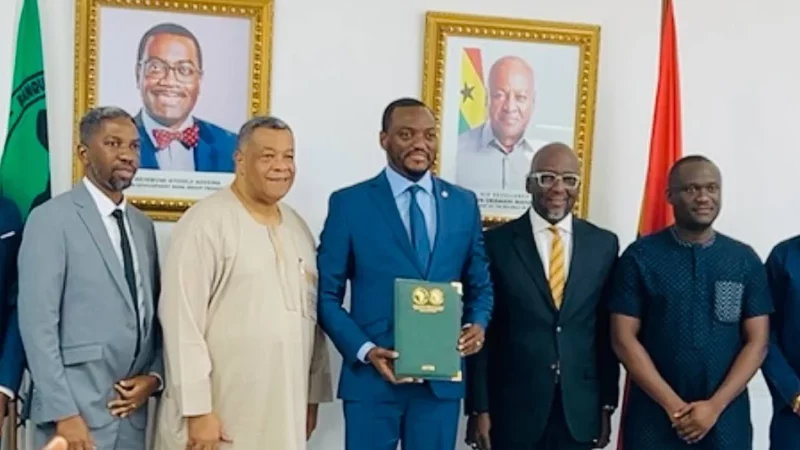 Ghana : le corridor économique de la Volta vise à structurer le transport fluvial et la logistique régionale