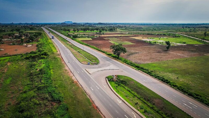 Nigeria : la mise en service de l’axe routier Zaria-Kano renforce le transport de marchandises dans le Nord